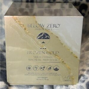 Frozen Gold Multi-Vitamin Mask
